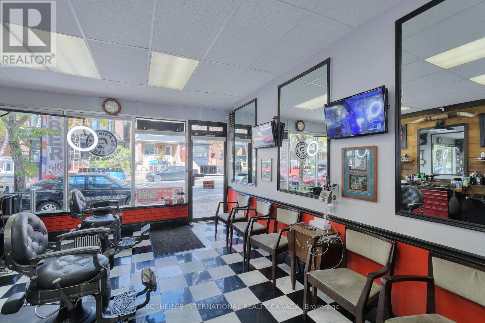 1155 Davenport Road, Toronto, Ontario  M6H 2G4 - Photo 4 - C12503610