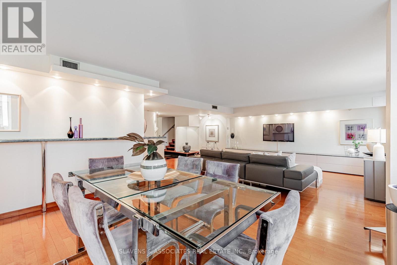 1213 - 360 Bloor Street E, Toronto, Ontario  M4W 3M3 - Photo 11 - C12503616