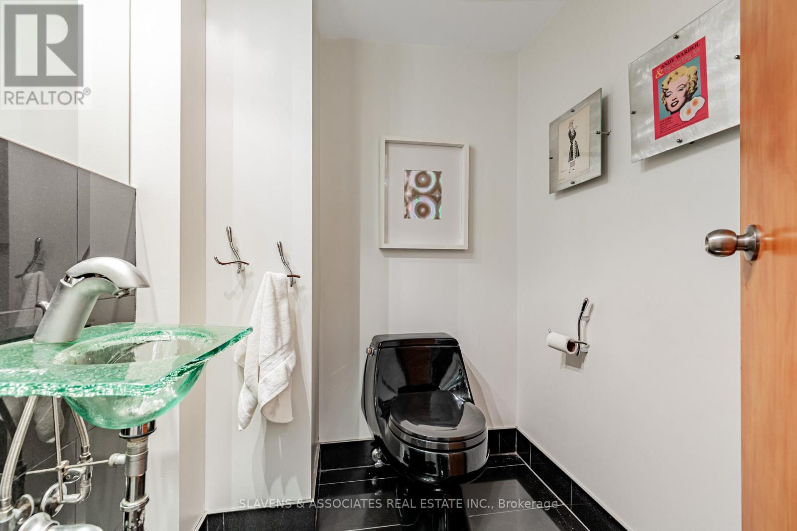 1213 - 360 Bloor Street E, Toronto, Ontario  M4W 3M3 - Photo 17 - C12503616