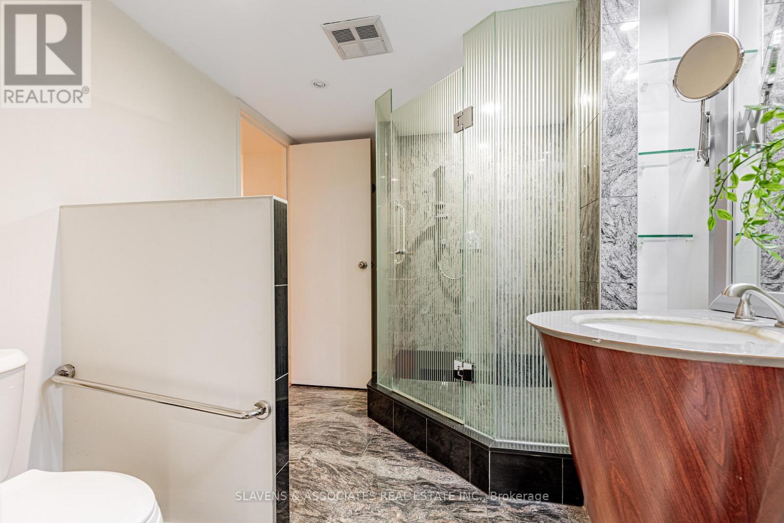 1213 - 360 Bloor Street E, Toronto, Ontario  M4W 3M3 - Photo 27 - C12503616