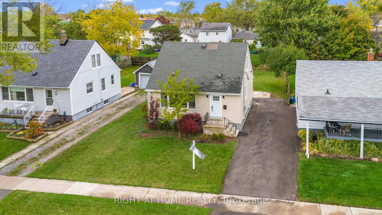 9 Admiral Road, St. Catharines, Ontario  L2P 1G4 - Photo 36 - X12503182