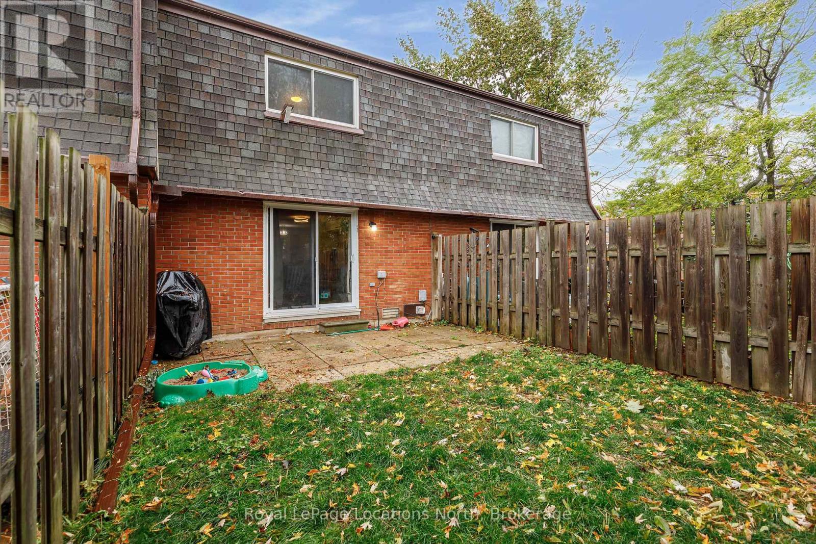 590 Tenth Street, Collingwood, Ontario  L9Y 4C1 - Photo 23 - S12503048