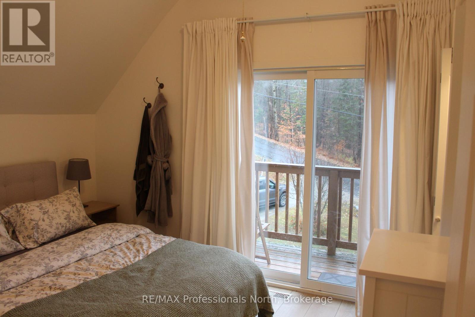 1121 Old Donald Road N, Dysart Et Al, Ontario  K0M 1S0 - Photo 25 - X12496644