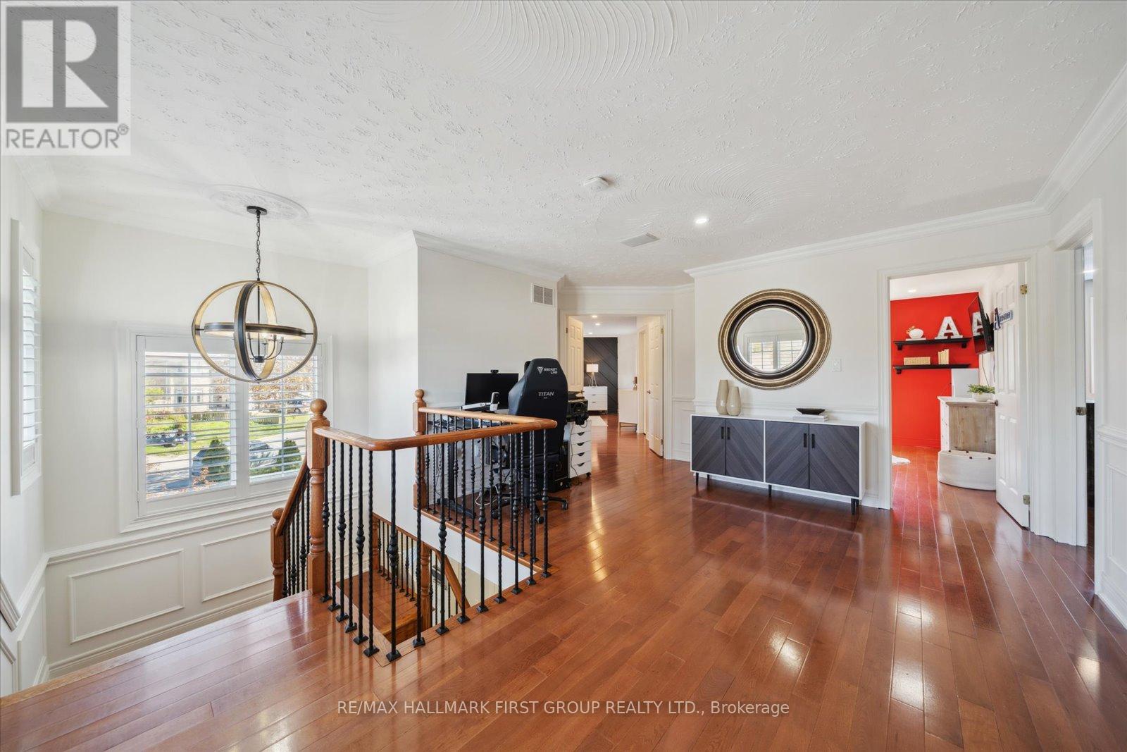 Main - 60 Brenda Crescent, Toronto, Ontario  M1K 3C6 - Photo 13 - E12503322