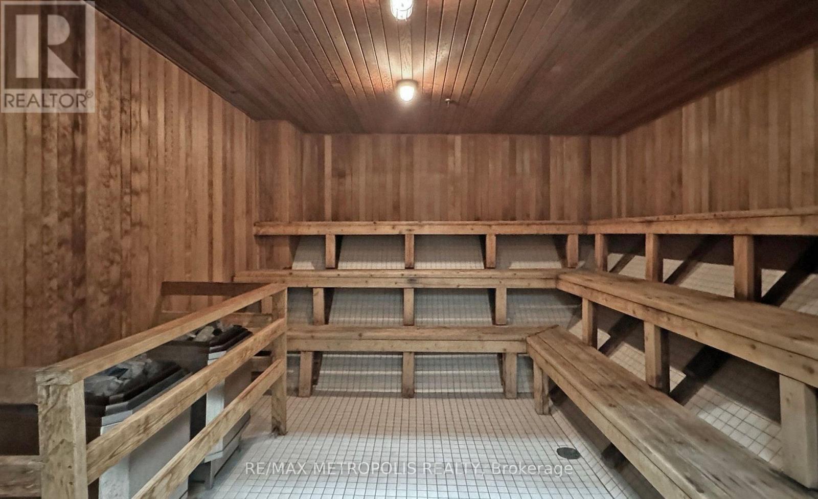 1202 - 2550 Lawrence Avenue E, Toronto, Ontario  M1P 2R7 - Photo 28 - E12503404