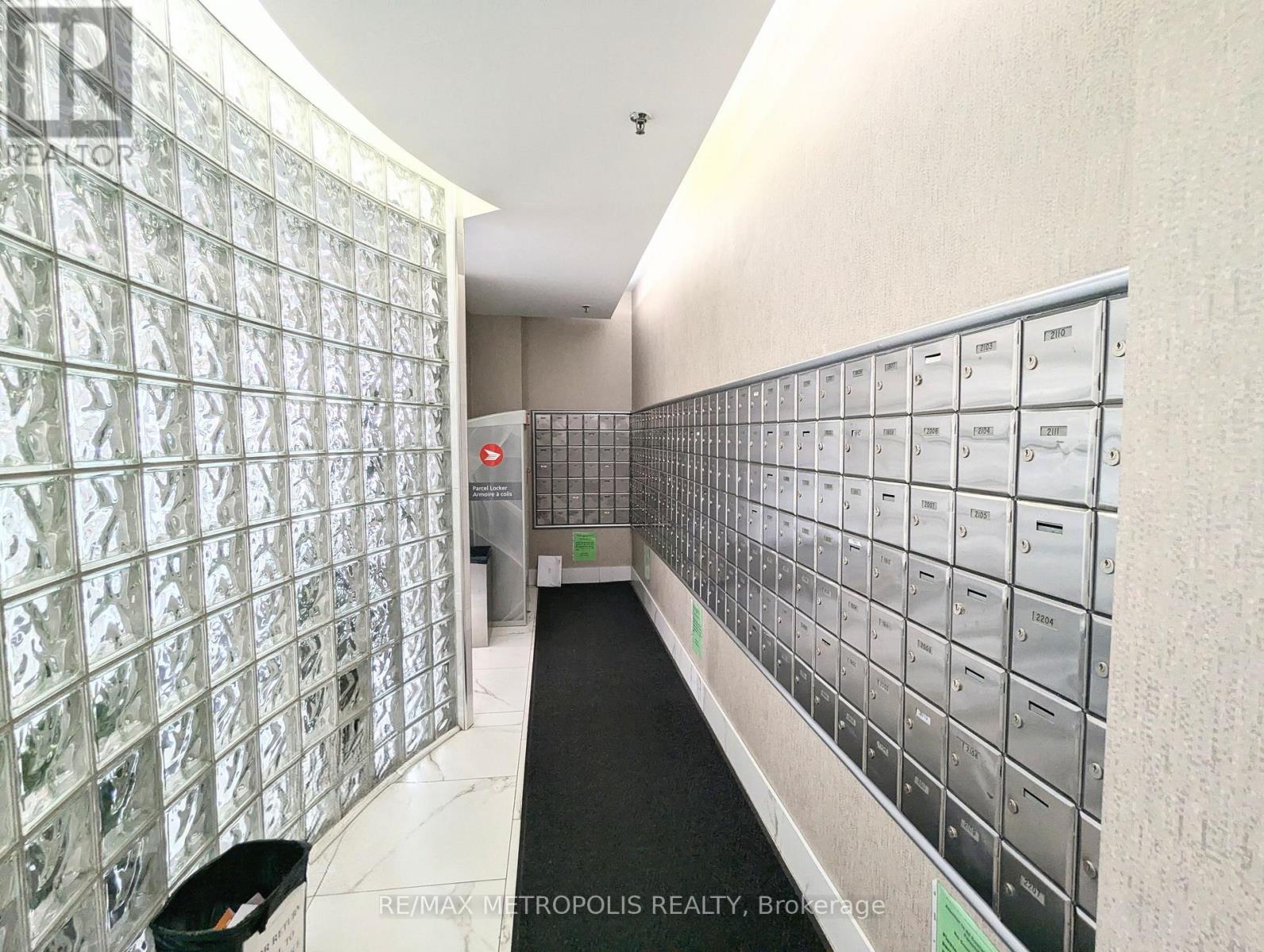 1202 - 2550 Lawrence Avenue E, Toronto, Ontario  M1P 2R7 - Photo 37 - E12503404