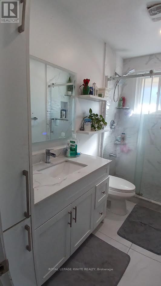 Main - 16 Lakeland Crescent, Toronto, Ontario  M1G 2L3 - Photo 7 - E12503414