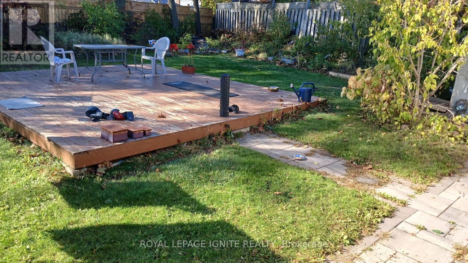 Main - 16 Lakeland Crescent, Toronto, Ontario  M1G 2L3 - Photo 9 - E12503414