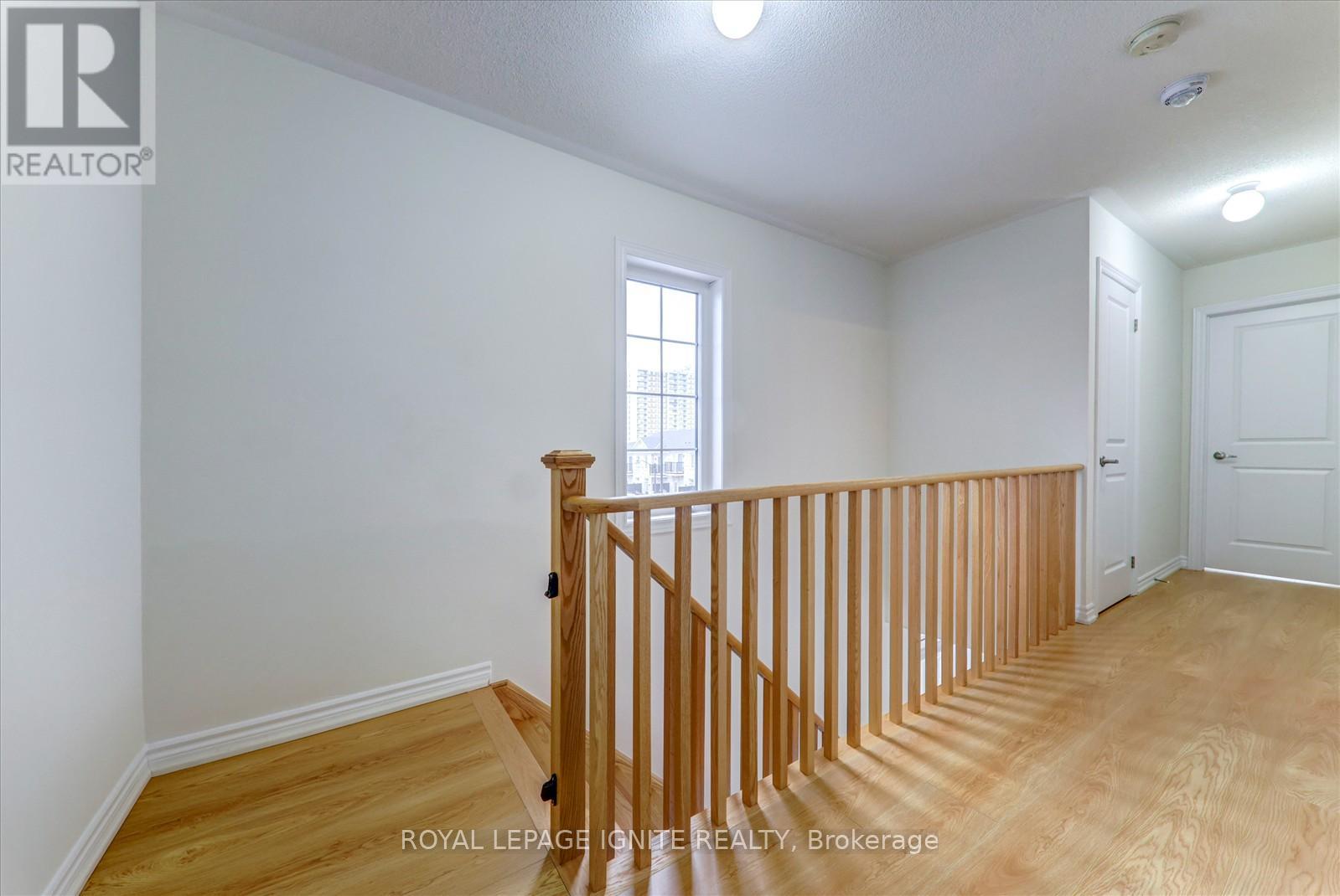 8 Kingfisher Way, Whitby, Ontario  L1P 0K3 - Photo 27 - E12503538