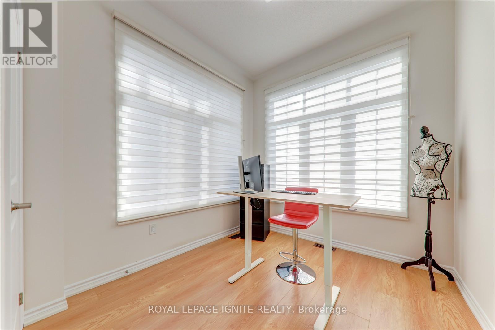 8 Kingfisher Way, Whitby, Ontario  L1P 0K3 - Photo 36 - E12503538