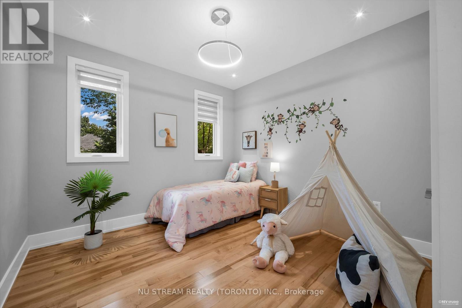 4 Westbourne Avenue, Toronto, Ontario  M1L 2X9 - Photo 25 - E12503574