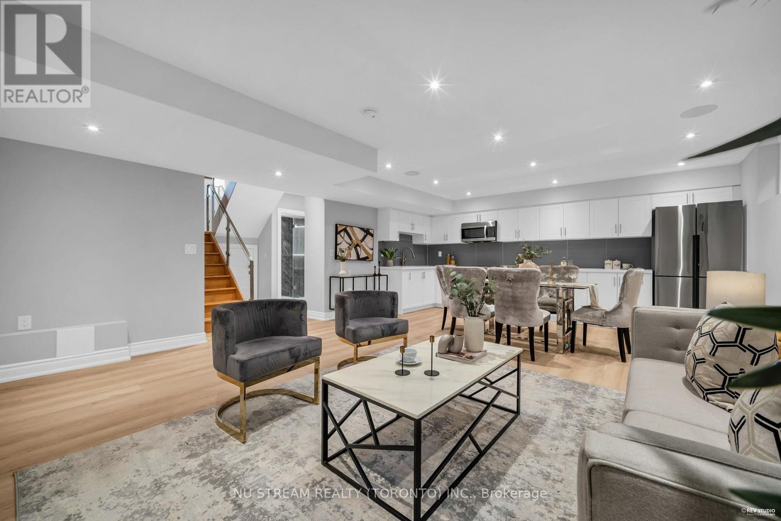 4 Westbourne Avenue, Toronto, Ontario  M1L 2X9 - Photo 36 - E12503574