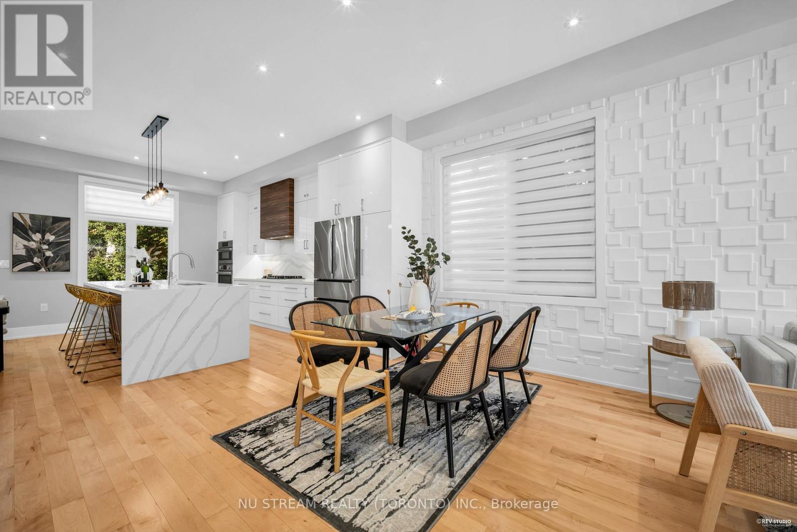 4 Westbourne Avenue, Toronto, Ontario  M1L 2X9 - Photo 4 - E12503574