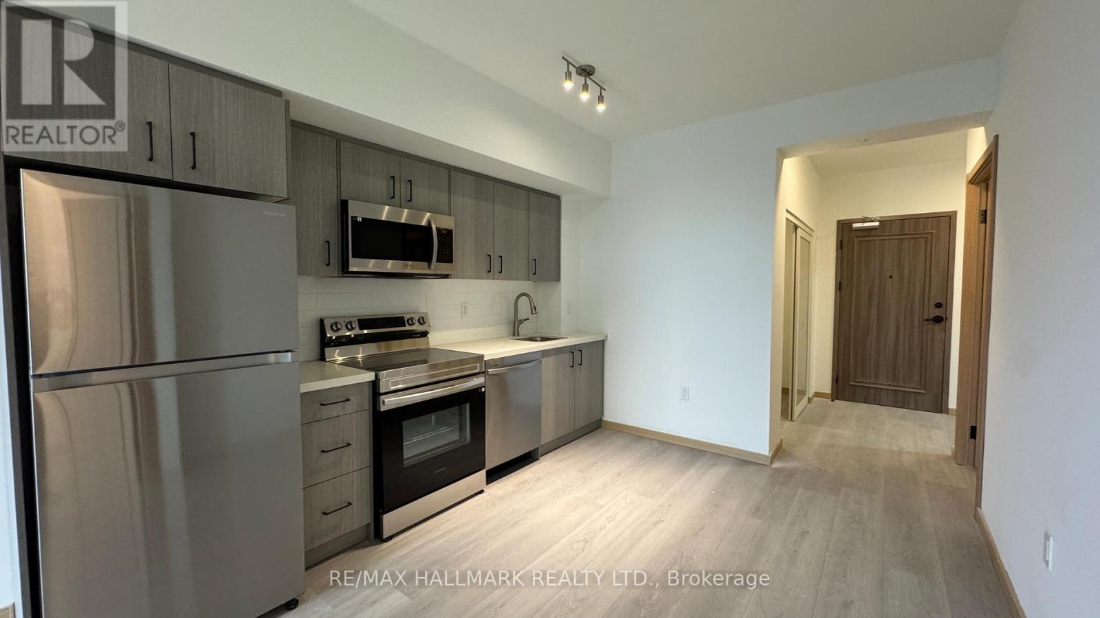 B515 - 3429 Sheppard Avenue E, Toronto, Ontario  M1T 0C1 - Photo 2 - E12503580