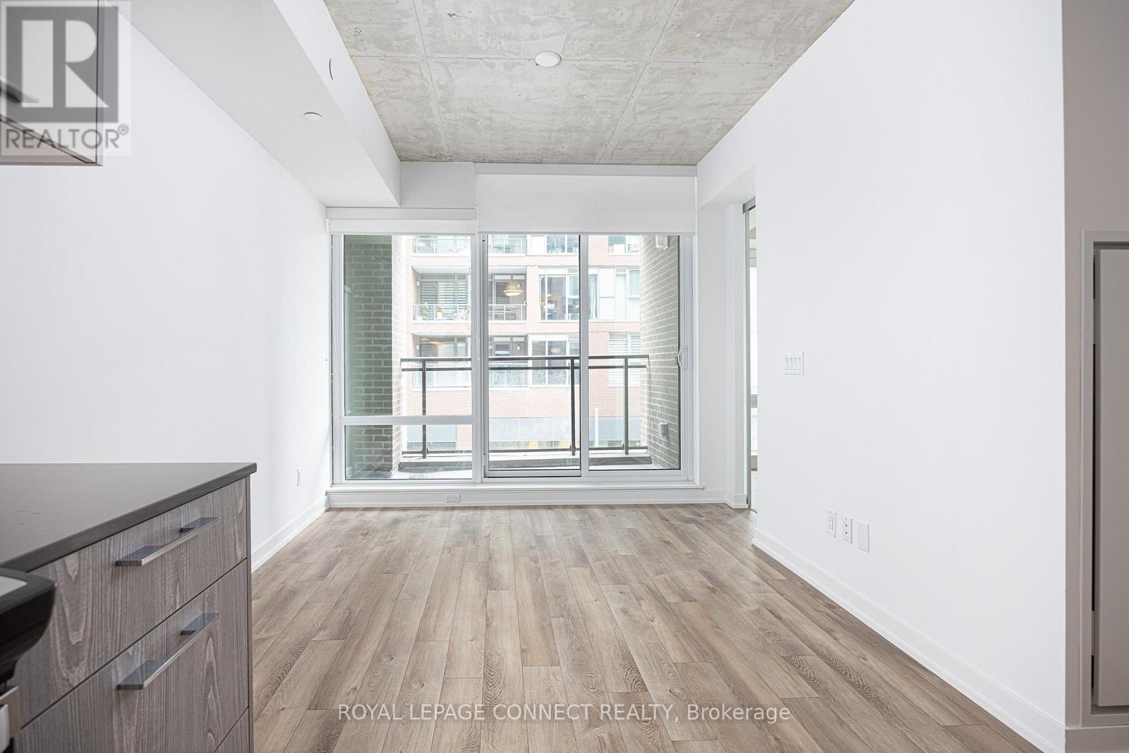 204 - 45 Baseball Place, Toronto, Ontario  M4M 0H1 - Photo 4 - E12503586