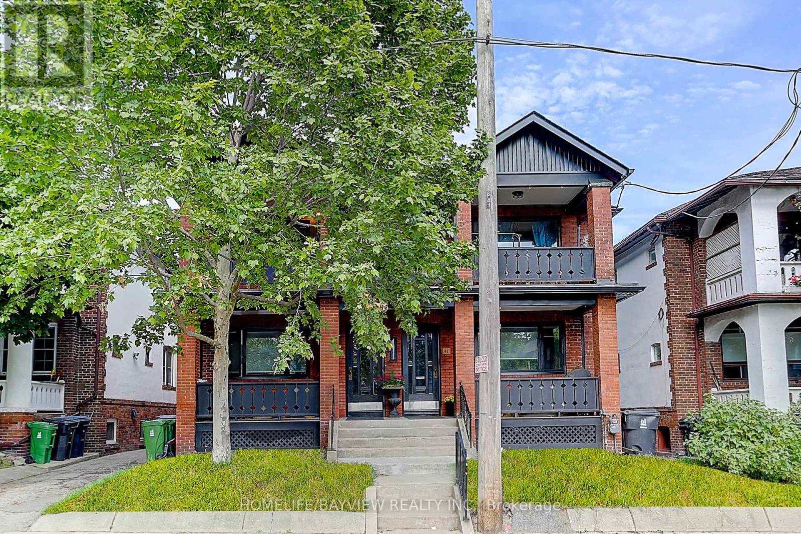 UPPER - 43 WINEVA AVENUE, Toronto, Ontario