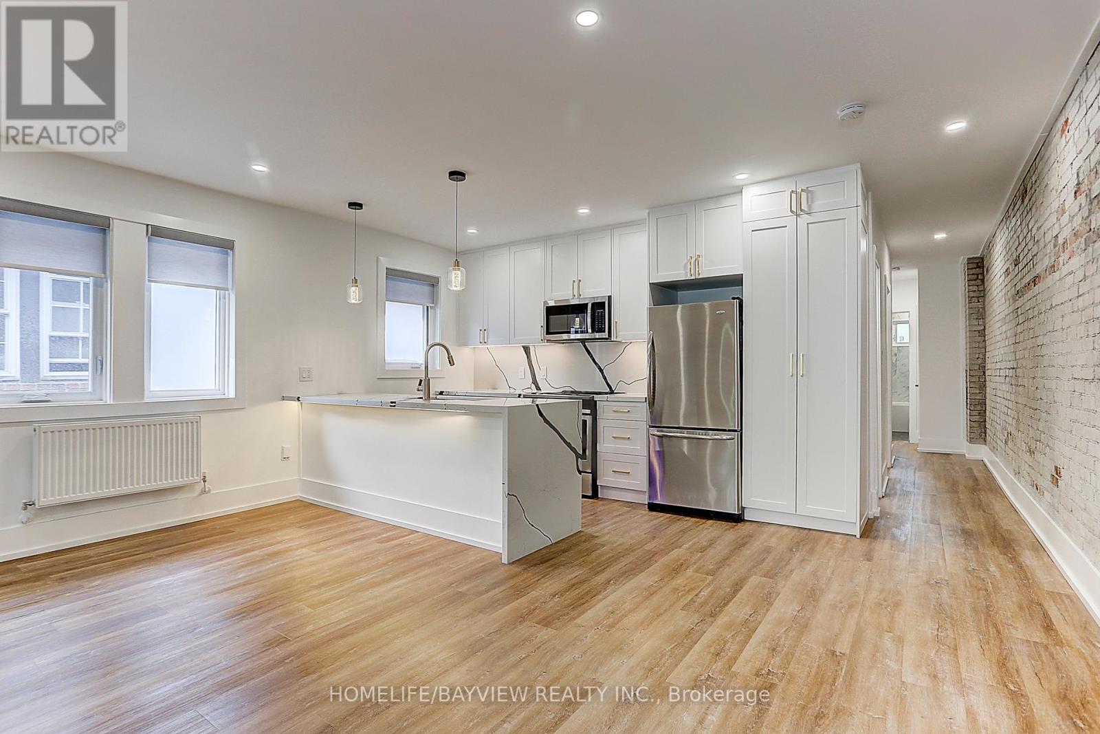 Upper - 43 Wineva Avenue, Toronto, Ontario  M4E 2T1 - Photo 12 - E12503596