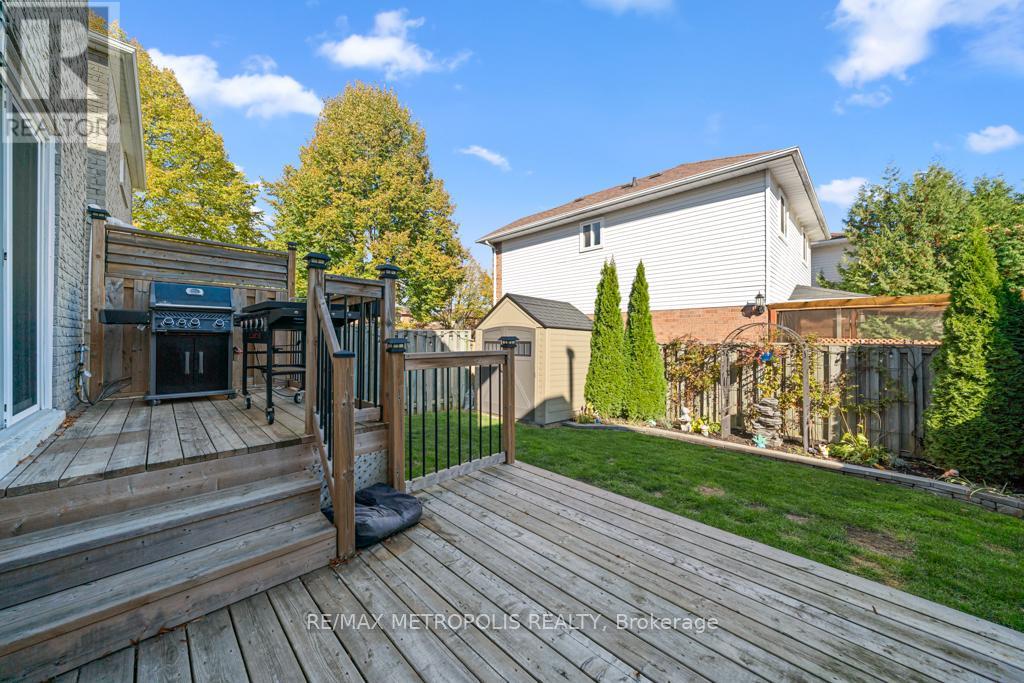 39 Hewitt Crescent, Ajax, Ontario  L1S 7A6 - Photo 24 - E12503626