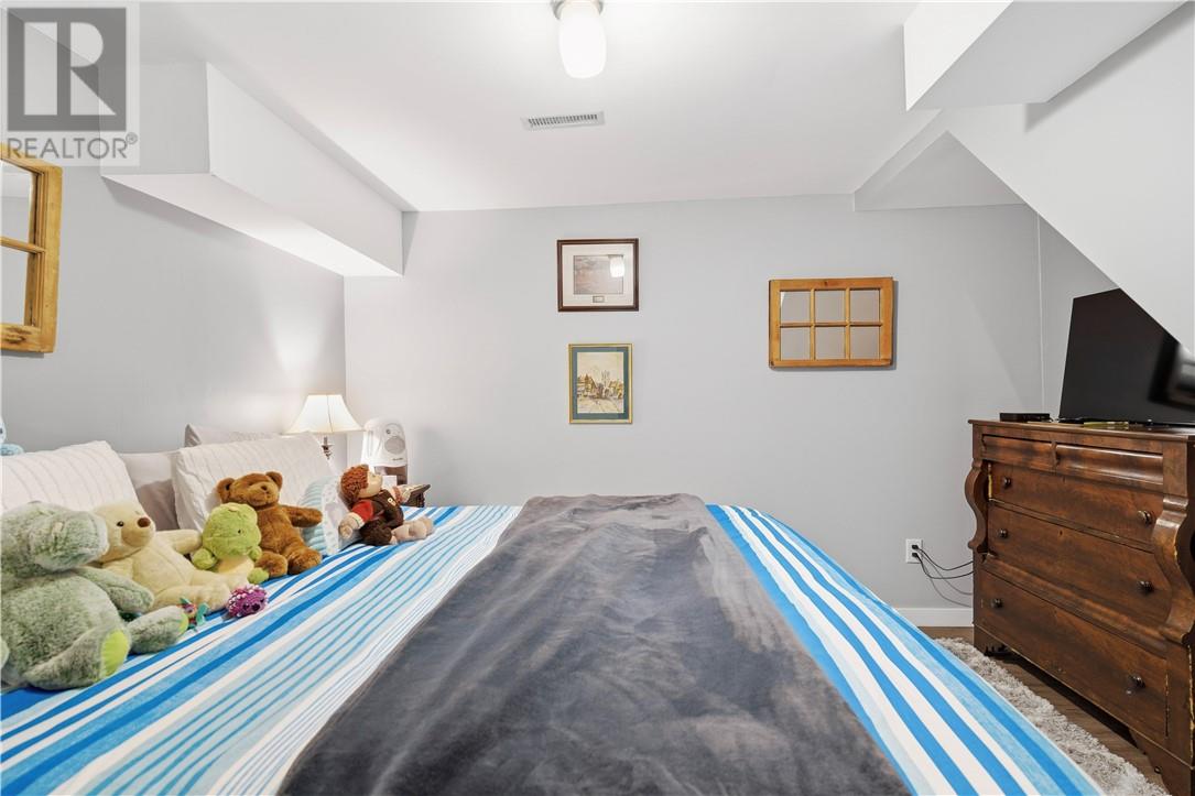 11 Bishop Crescent, Wahnapitae, Ontario  P0M 3C0 - Photo 18 - 2125461