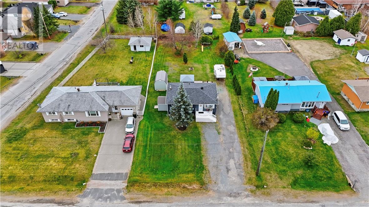 11 Bishop Crescent, Wahnapitae, Ontario  P0M 3C0 - Photo 21 - 2125461