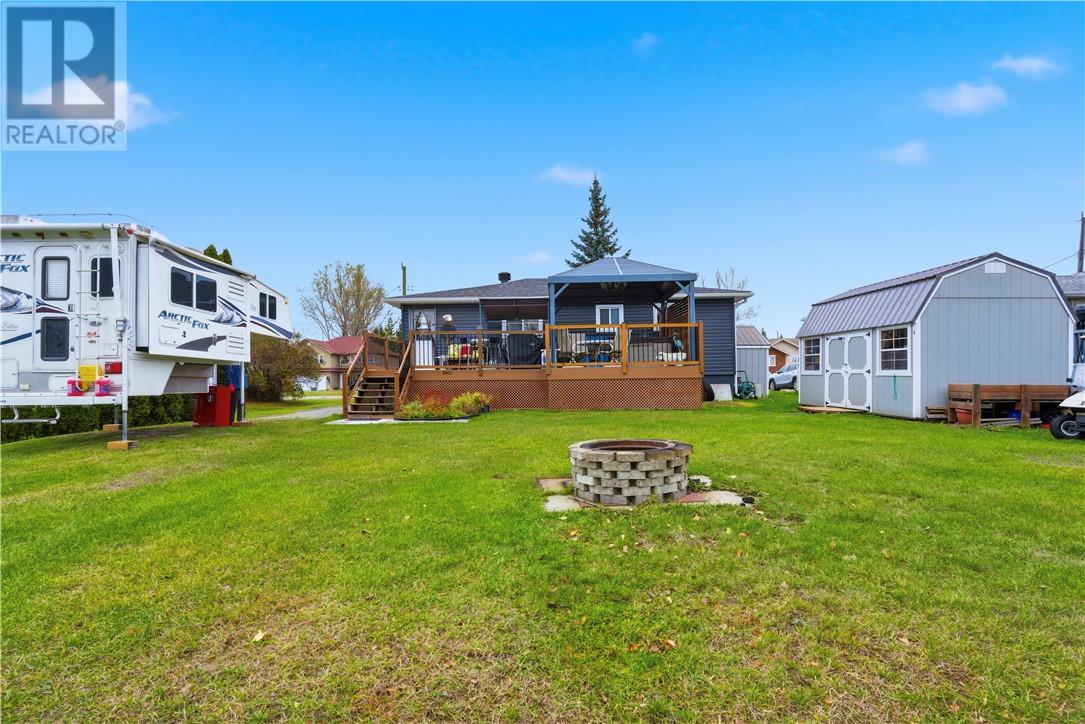 11 Bishop Crescent, Wahnapitae, Ontario  P0M 3C0 - Photo 23 - 2125461