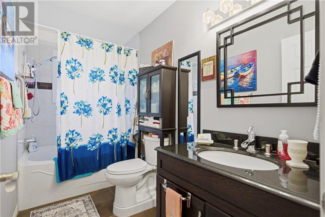 11 Bishop Crescent, Wahnapitae, Ontario  P0M 3C0 - Photo 7 - 2125461