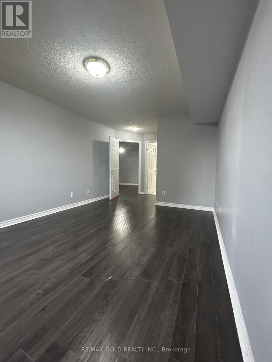 2119 - 25 Kingsbridge Garden, Mississauga, Ontario L5R 4B1 - Photo 29 - W12430332