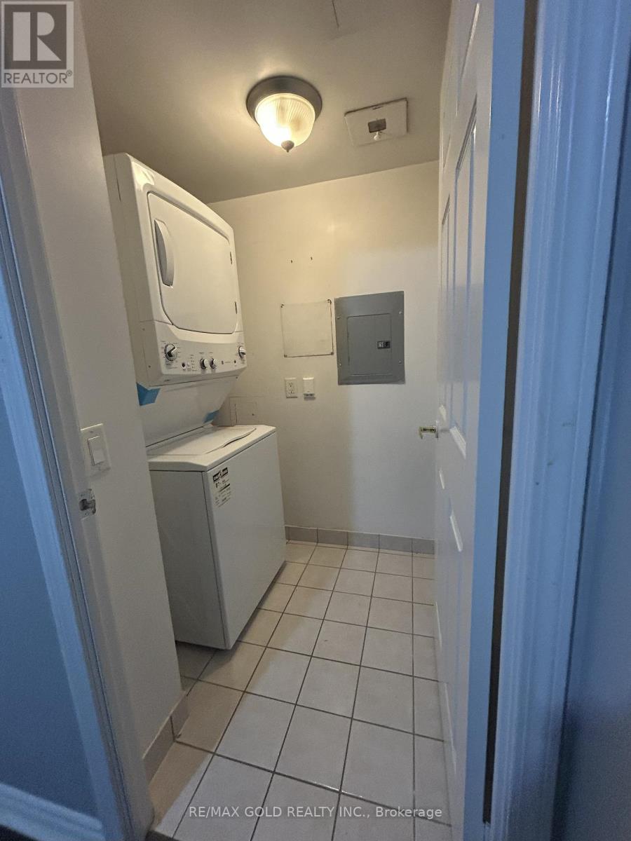 2119 - 25 Kingsbridge Garden, Mississauga, Ontario L5R 4B1 - Photo 25 - W12430332