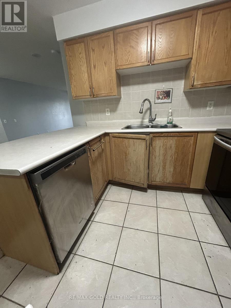 2119 - 25 Kingsbridge Garden, Mississauga, Ontario L5R 4B1 - Photo 34 - W12430332