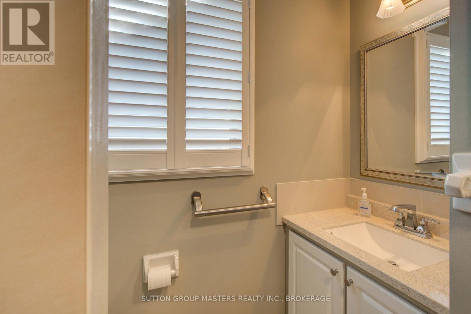 17 Country Club Drive, Loyalist, Ontario  K0H 1G0 - Photo 23 - X12493126