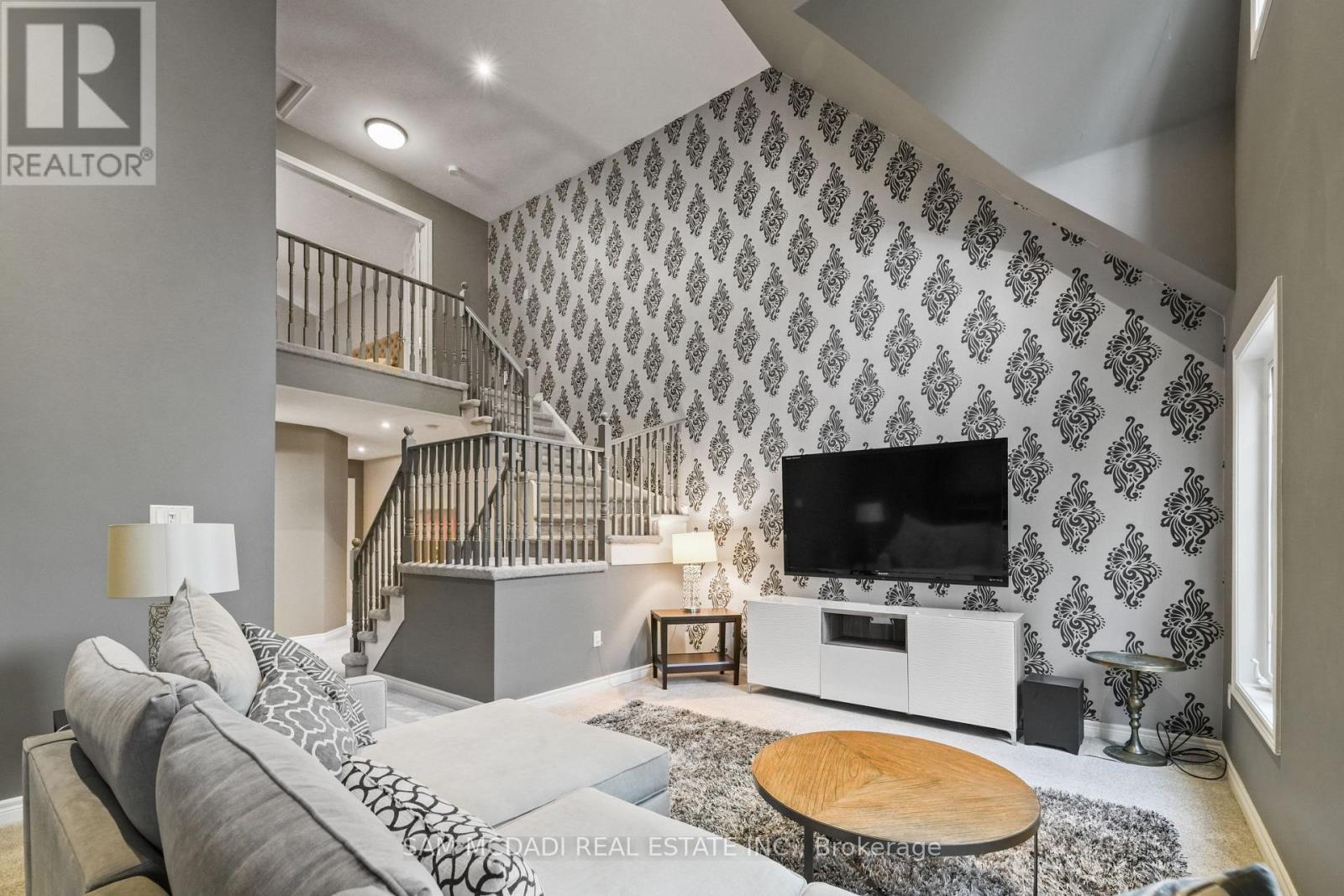 37 Winners Circle, Toronto, Ontario  M4L 3Y7 - Photo 20 - E12488798