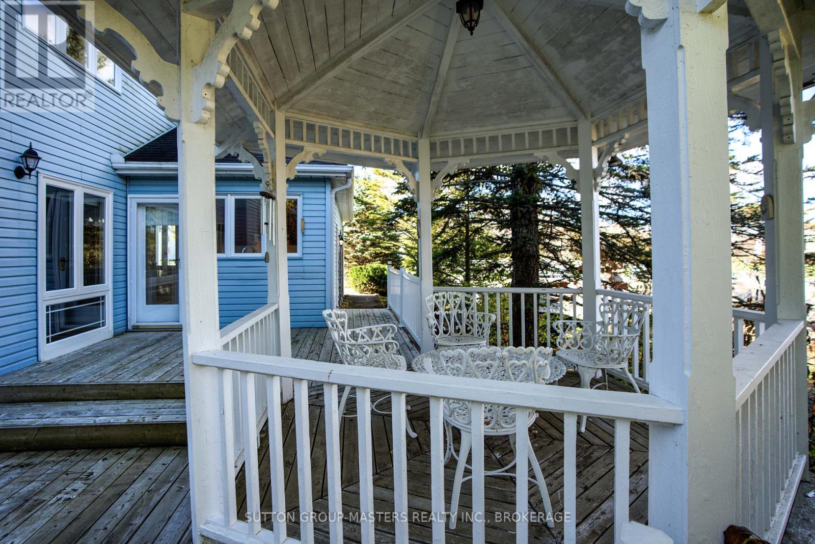 17 Country Club Drive, Loyalist, Ontario  K0H 1G0 - Photo 37 - X12493126