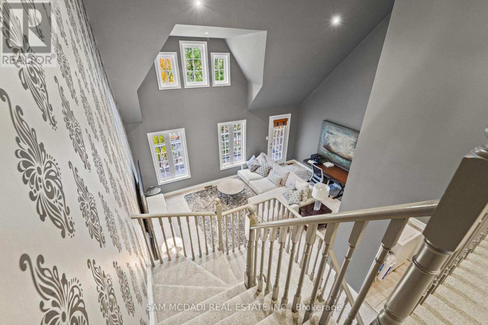 37 Winners Circle, Toronto, Ontario  M4L 3Y7 - Photo 24 - E12488798