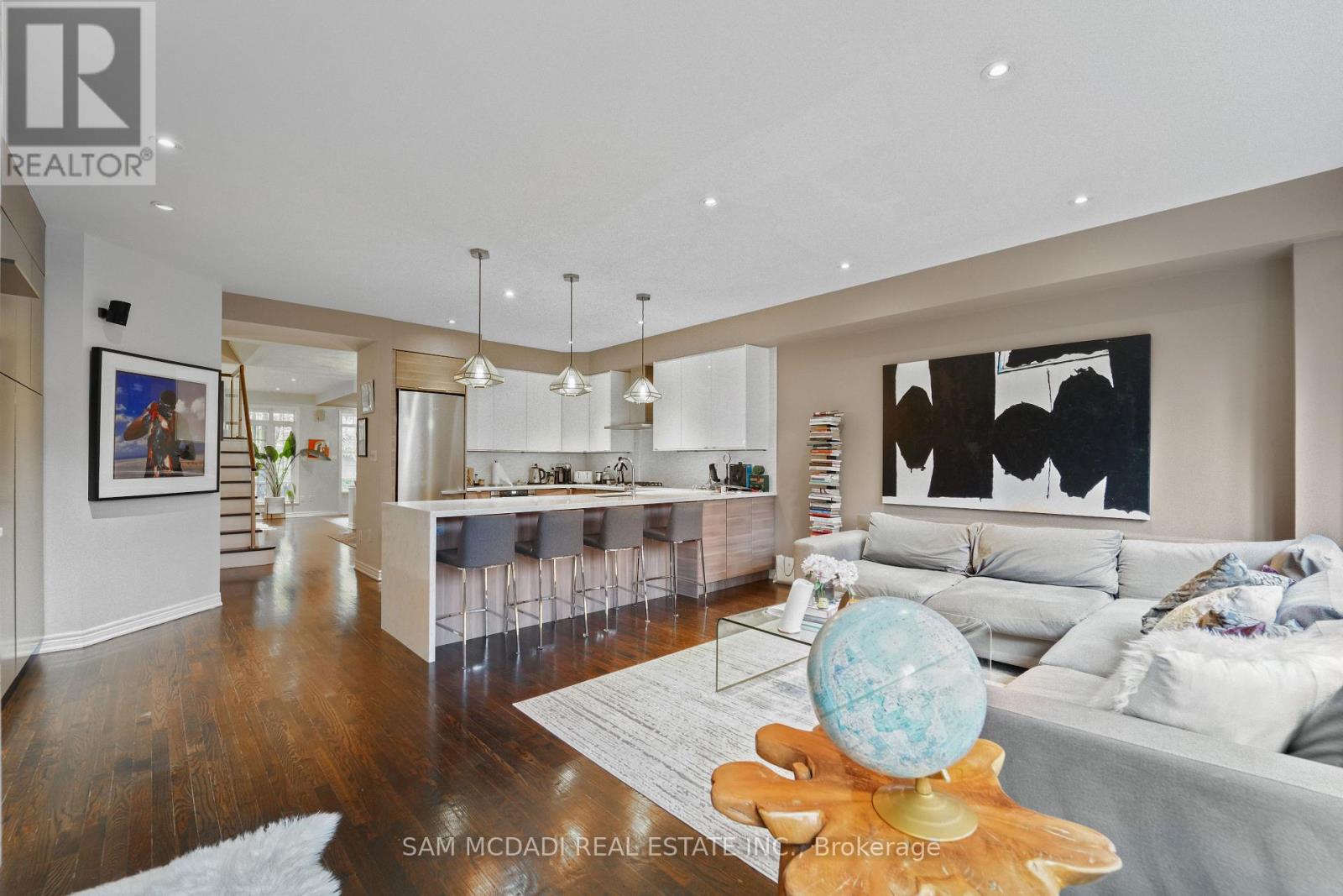 37 Winners Circle, Toronto, Ontario  M4L 3Y7 - Photo 17 - E12488798