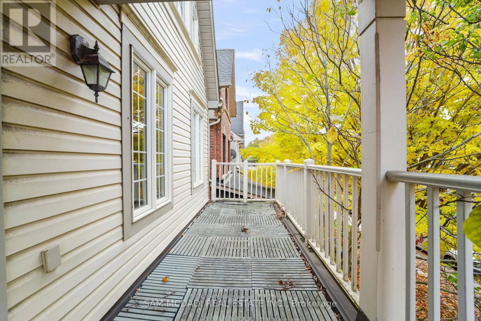 37 Winners Circle, Toronto, Ontario  M4L 3Y7 - Photo 22 - E12488798