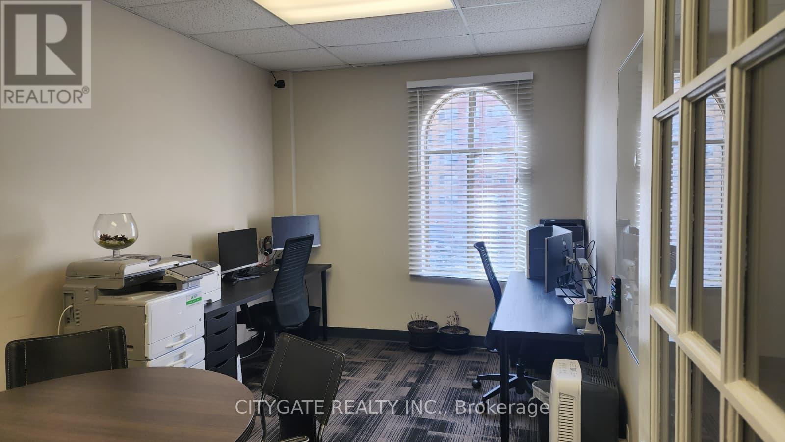 Unit 209 - 168 Queen Street S, Mississauga, Ontario  L5M 1K8 - Photo 7 - W12482481