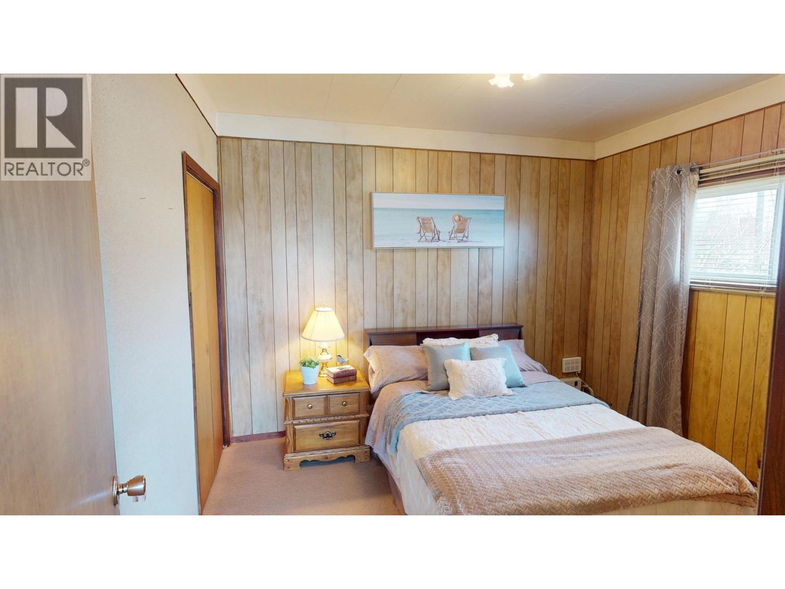 200 3rd Avenue S, Cranbrook, British Columbia V1C 2B7 - Photo 6 - 10367359