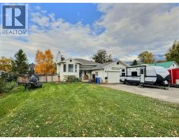 517 12th Street S, golden, British Columbia