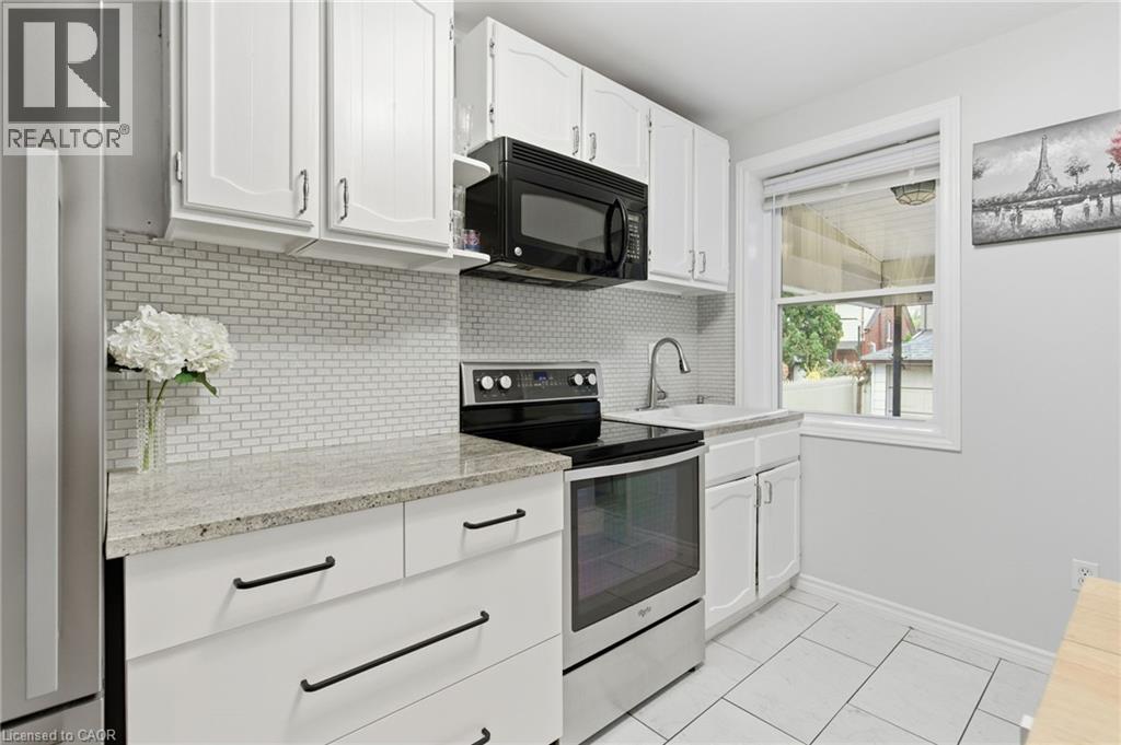 92 Huxley Avenue S, Hamilton, Ontario  L8K 2P8 - Photo 12 - 40785159