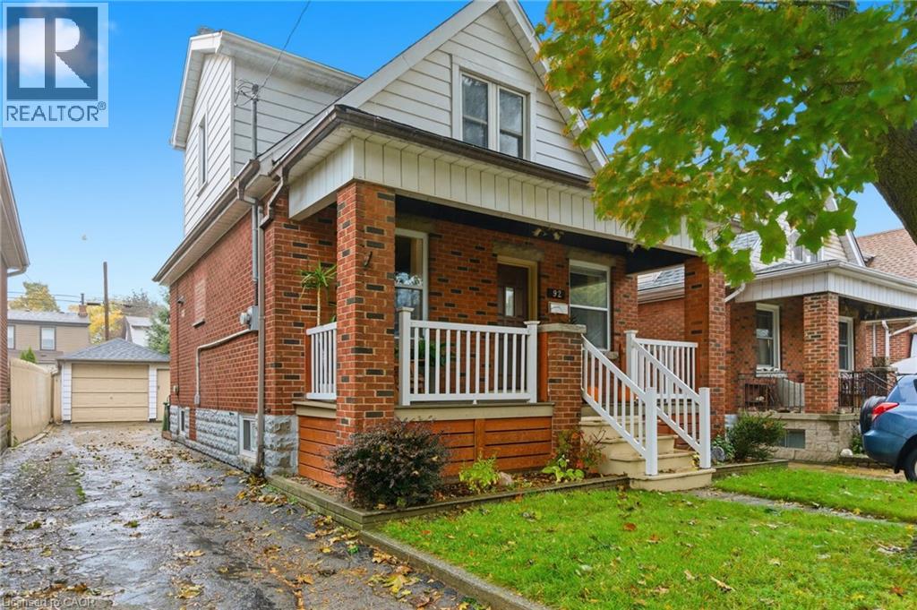 92 Huxley Avenue S, Hamilton, Ontario  L8K 2P8 - Photo 2 - 40785159