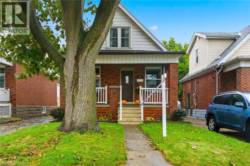 92 Huxley Avenue S, Hamilton, Ontario  L8K 2P8 - Photo 3 - 40785159