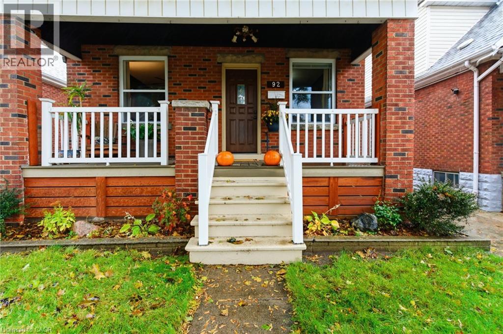 92 Huxley Avenue S, Hamilton, Ontario  L8K 2P8 - Photo 4 - 40785159