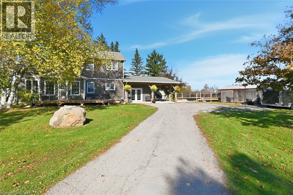 9043 Ridge Road, Niagara Falls, Ontario  L3B 5N7 - Photo 3 - 40784996