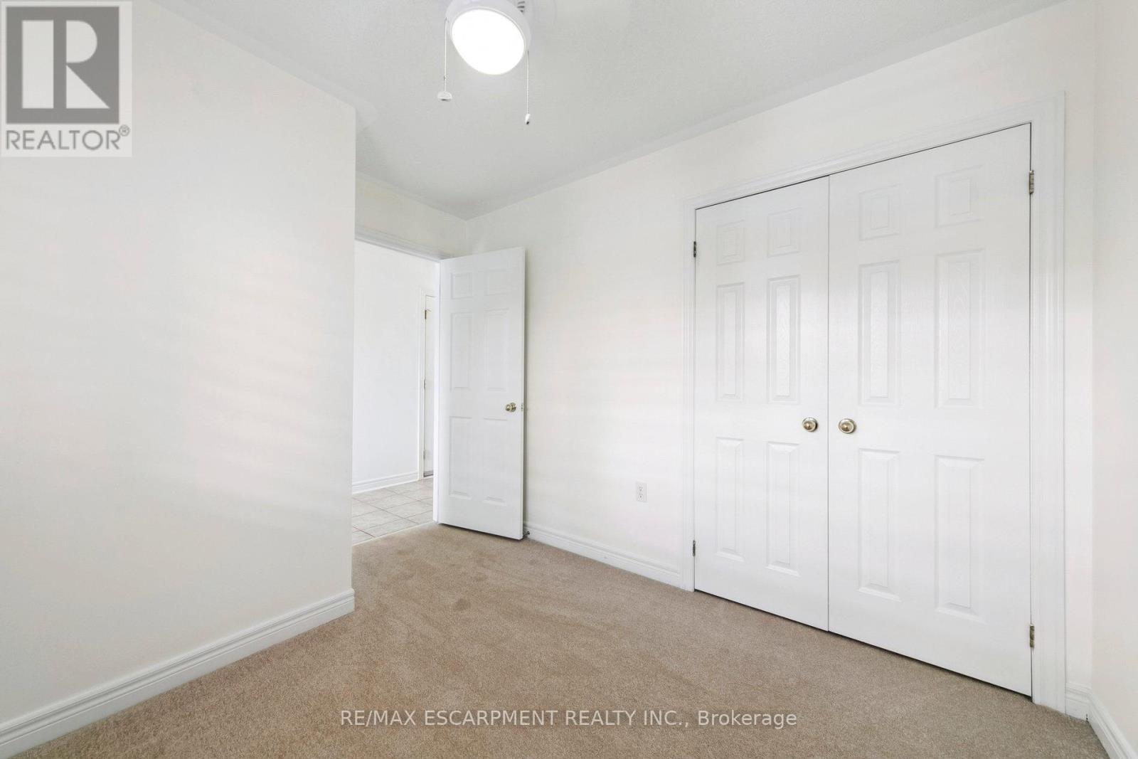 245 Centennial Forest Drive, Milton, Ontario  L9T 5W9 - Photo 25 - W12453891