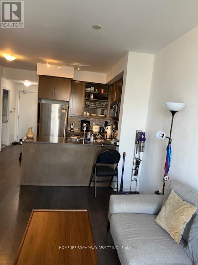 1207 - 55 Oneida Crescent, Richmond Hill, Ontario  L4B 0B3 - Photo 2 - N12503326