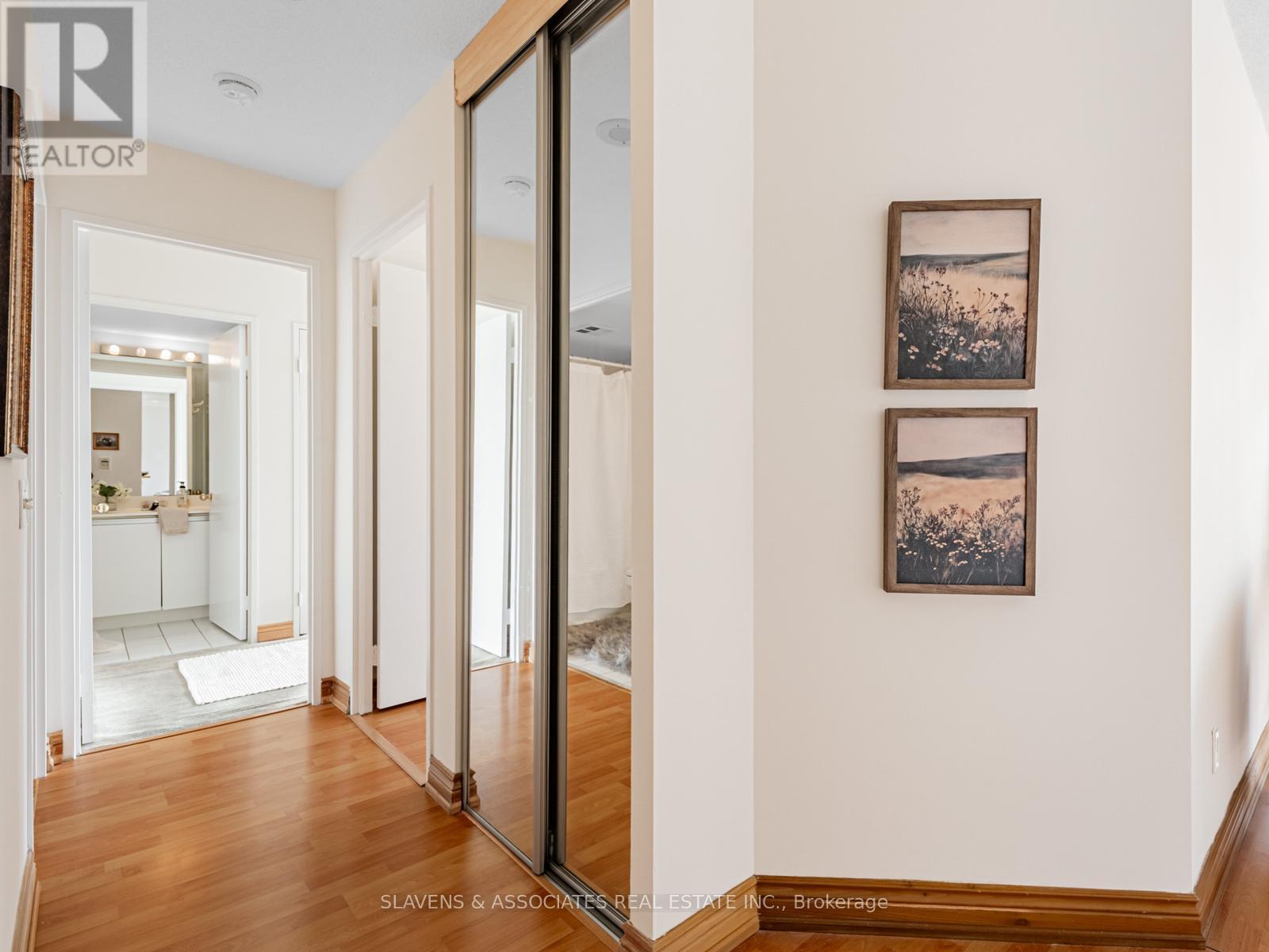 Ph103 - 91 Townsgate Drive, Vaughan, Ontario  L4J 8E8 - Photo 10 - N12503370