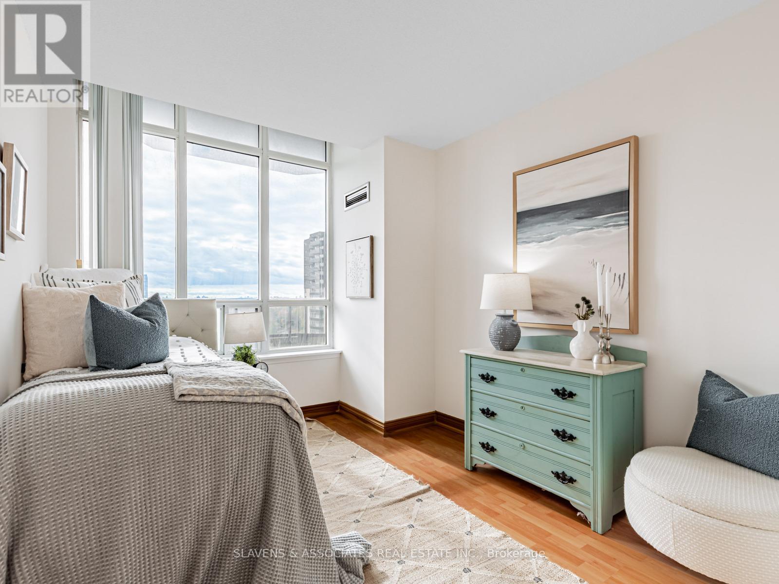 Ph103 - 91 Townsgate Drive, Vaughan, Ontario  L4J 8E8 - Photo 15 - N12503370