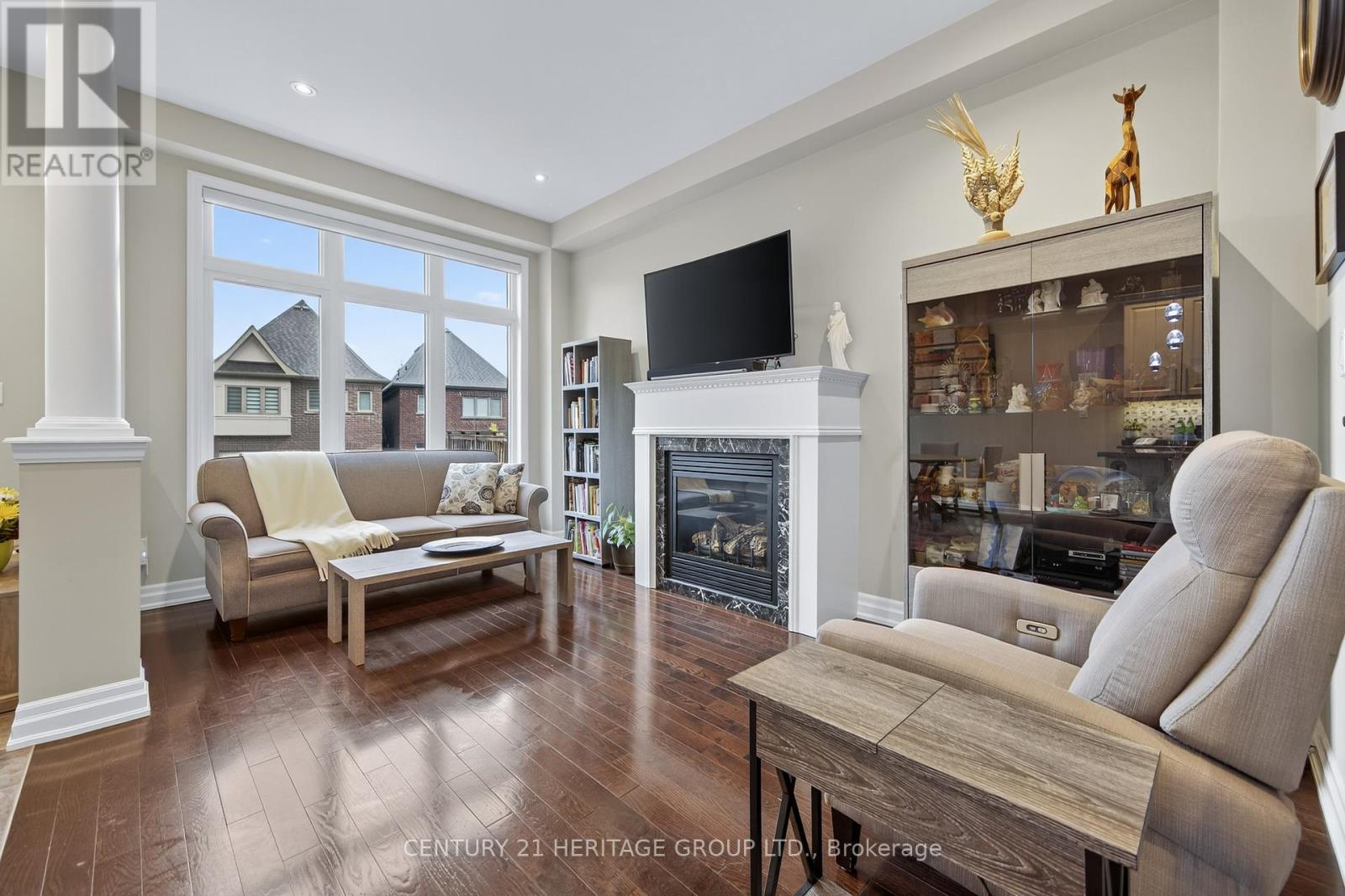 45 Robert Berry Crescent, King, Ontario  L7B 1L6 - Photo 10 - N12503388