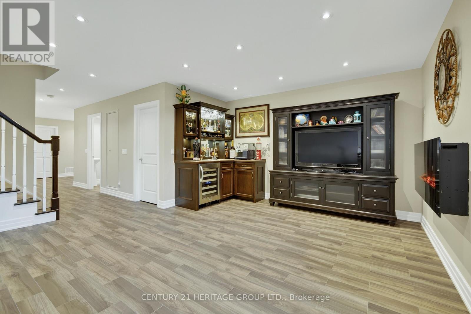 45 Robert Berry Crescent, King, Ontario  L7B 1L6 - Photo 25 - N12503388