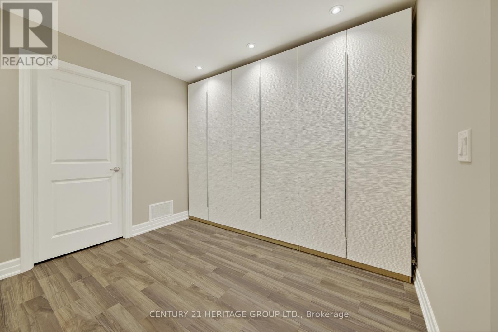 45 Robert Berry Crescent, King, Ontario  L7B 1L6 - Photo 26 - N12503388